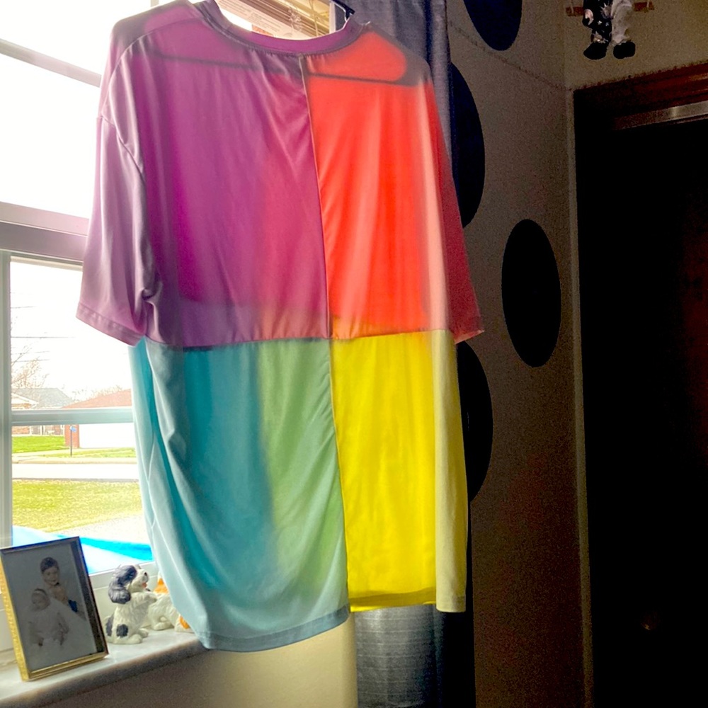 Multi- colored shirt